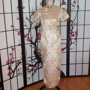 Traditional Chinese dress